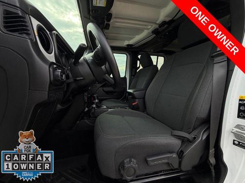 Bright White 2024 Jeep Gladiator Nighthawk