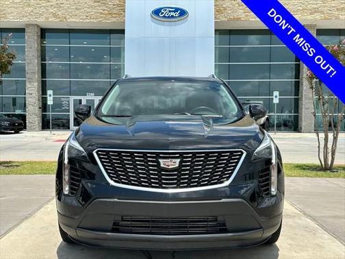 2023 Cadillac XT4 Luxury