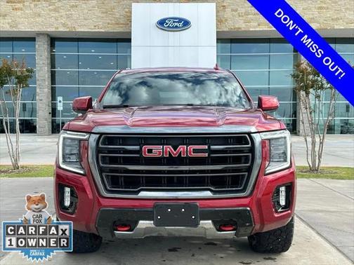 2022 GMC Yukon 4WD AT4