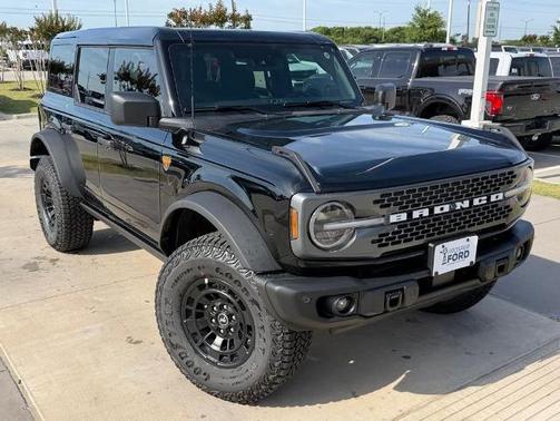 Shadow Black 2026 Ford Bronco Badlands