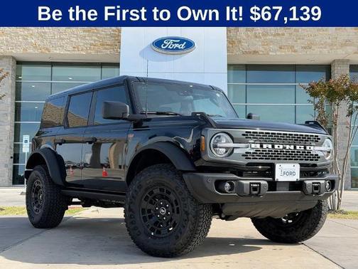 Shadow Black 2026 Ford Bronco Badlands