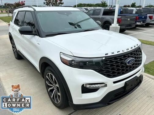 2022 Ford Explorer ST-Line