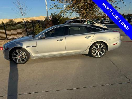 2019 Jaguar XJ Supercharged