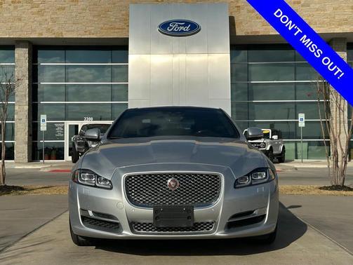 2019 Jaguar XJ Supercharged