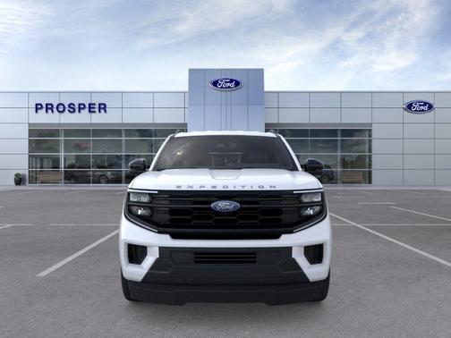Star White MET TRI-Coat 2026 Ford Expedition Active