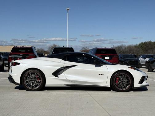 2023 Chevrolet Corvette Stingray w/3LT