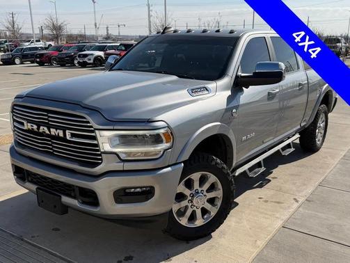 2021 RAM 2500 Laramie Crew Cab 4x4 6'4' Box