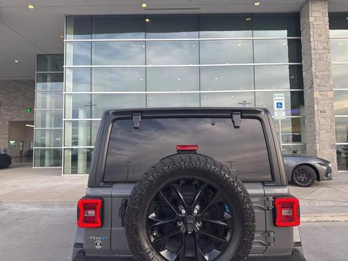 2023 Jeep Wrangler 4xe Sahara