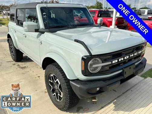 2022 Ford Bronco Outer Banks
