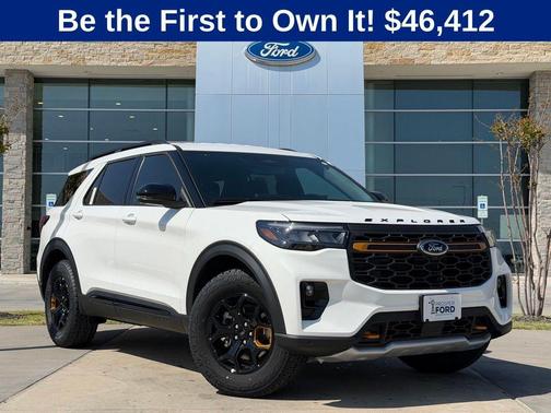 Star White Tri-Coat 2026 Ford Explorer Tremor