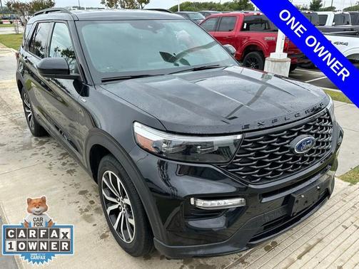 2023 Ford Explorer ST-Line