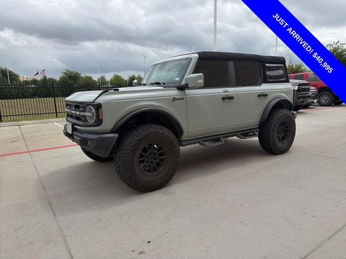Cactus Gray 2023 Ford Bronco Outer Banks