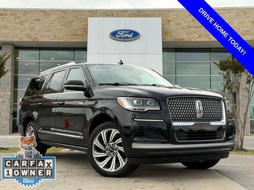 Infinite Black 2024 Lincoln Navigator Premiere
