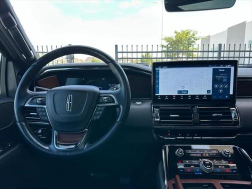 2022 Lincoln Navigator Reserve