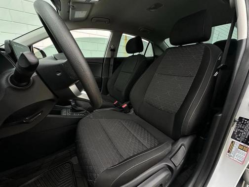 2023 Kia Rio LX