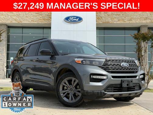 Carbonized Gray 2024 Ford Explorer XLT