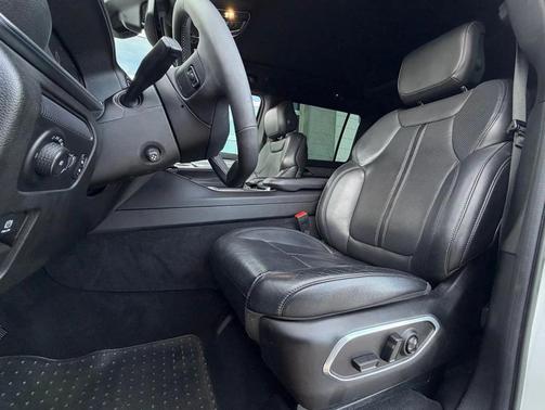 2022 Jeep Wagoneer Series I Obsidian 4x4