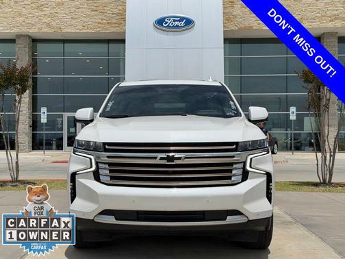 Iridescent Pearl Tricoat 2024 Chevrolet Suburban 4WD High Country