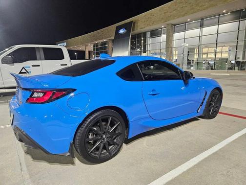 2024 Toyota GR86 Premium