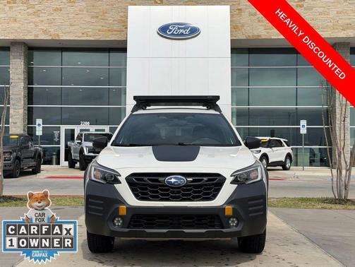 Crystal White Pearl 2023 Subaru Outback Wilderness