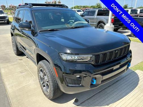 2022 Jeep Grand Cherokee 4xe Trailhawk