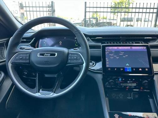 2022 Jeep Grand Cherokee 4xe Trailhawk