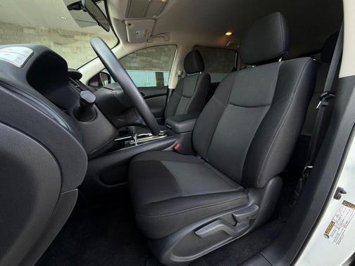 Glacier White 2020 Nissan Pathfinder S 4WD