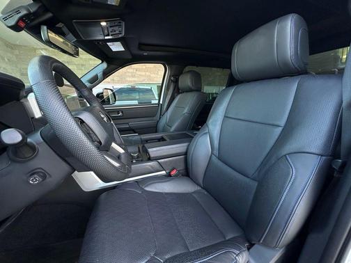 2024 Toyota Tundra Hybrid Platinum