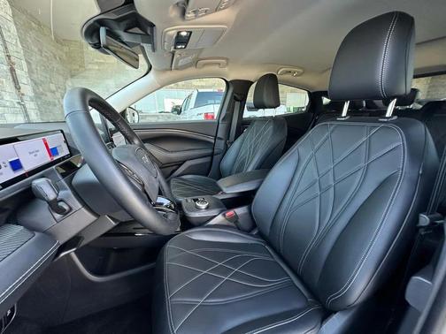 2024 Ford Mustang Mach-E Select