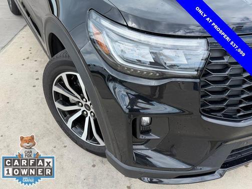 Agate Black 2025 Ford Explorer ST-Line