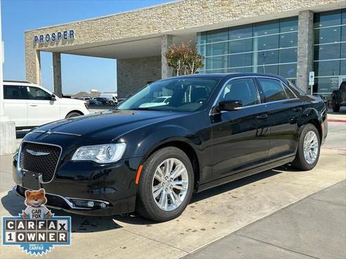 2021 Chrysler 300 Touring