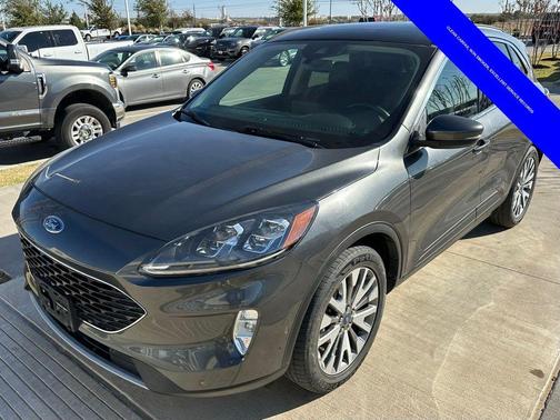 2020 Ford Escape Titanium