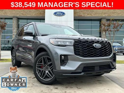 2025 Ford Explorer ST-Line