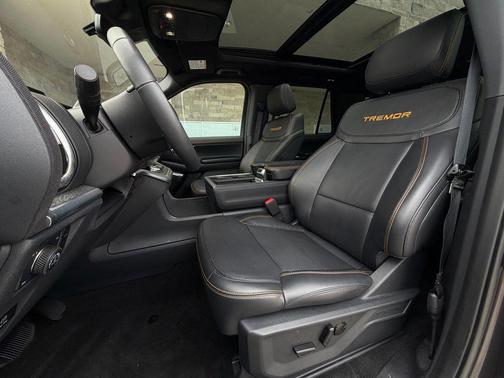 Gray Metallic 2025 Ford Expedition Tremor