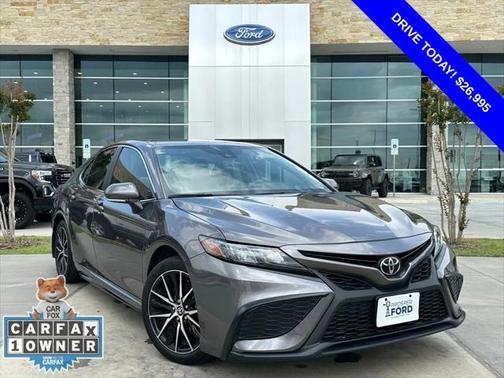 2024 Toyota Camry SE