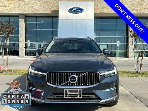 2022 Volvo XC60 B5 Inscription