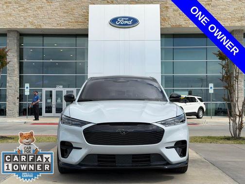 Space White Metallic 2023 Ford Mustang Mach-E GT