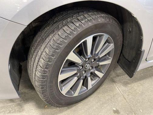 2018 Toyota Sienna XLE Premium