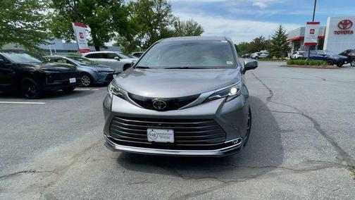 Heavy Metal 2026 Toyota Sienna Platinum