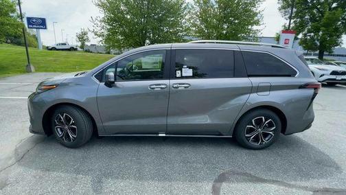 Heavy Metal 2026 Toyota Sienna Platinum