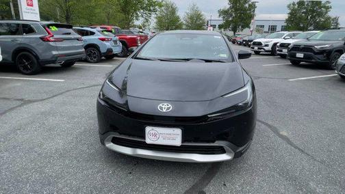 2025 Toyota Prius L