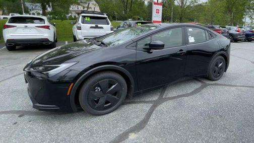 2025 Toyota Prius L