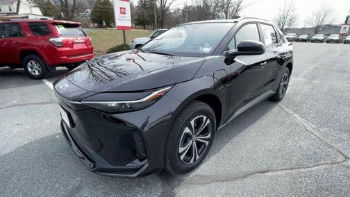 2025 Toyota bZ4X XLE