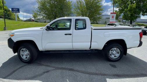 Super White 2018 Toyota Tacoma SR