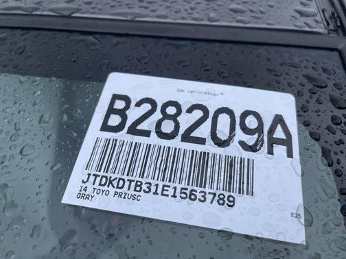 2014 Toyota Prius c One