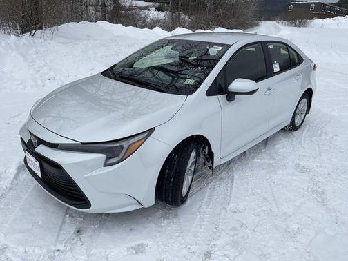 2026 Toyota Corolla Hybrid LE