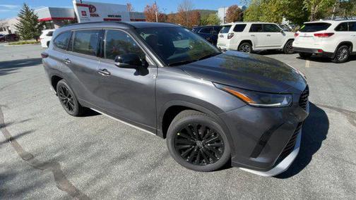 2025 Toyota Highlander XSE