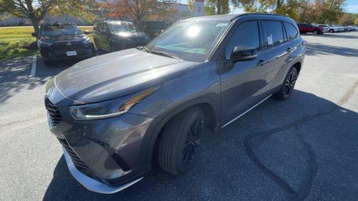 2025 Toyota Highlander XSE