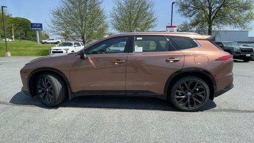Bronze 2026 Toyota Crown Signia Limited