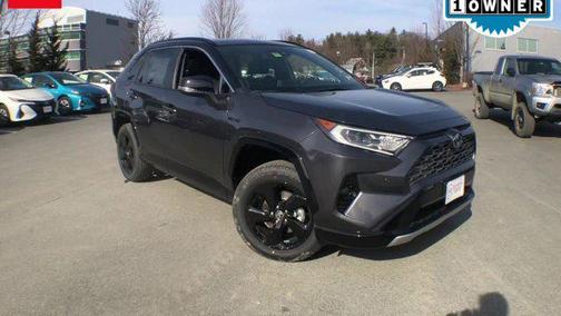 2020 Toyota RAV4 Hybrid SE